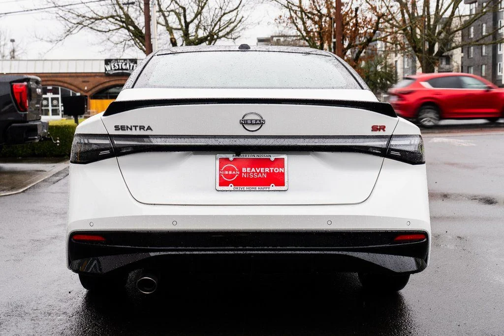 New 2026 Aspen White TriCoat / Super Black Two-tone Nissan SR image 5