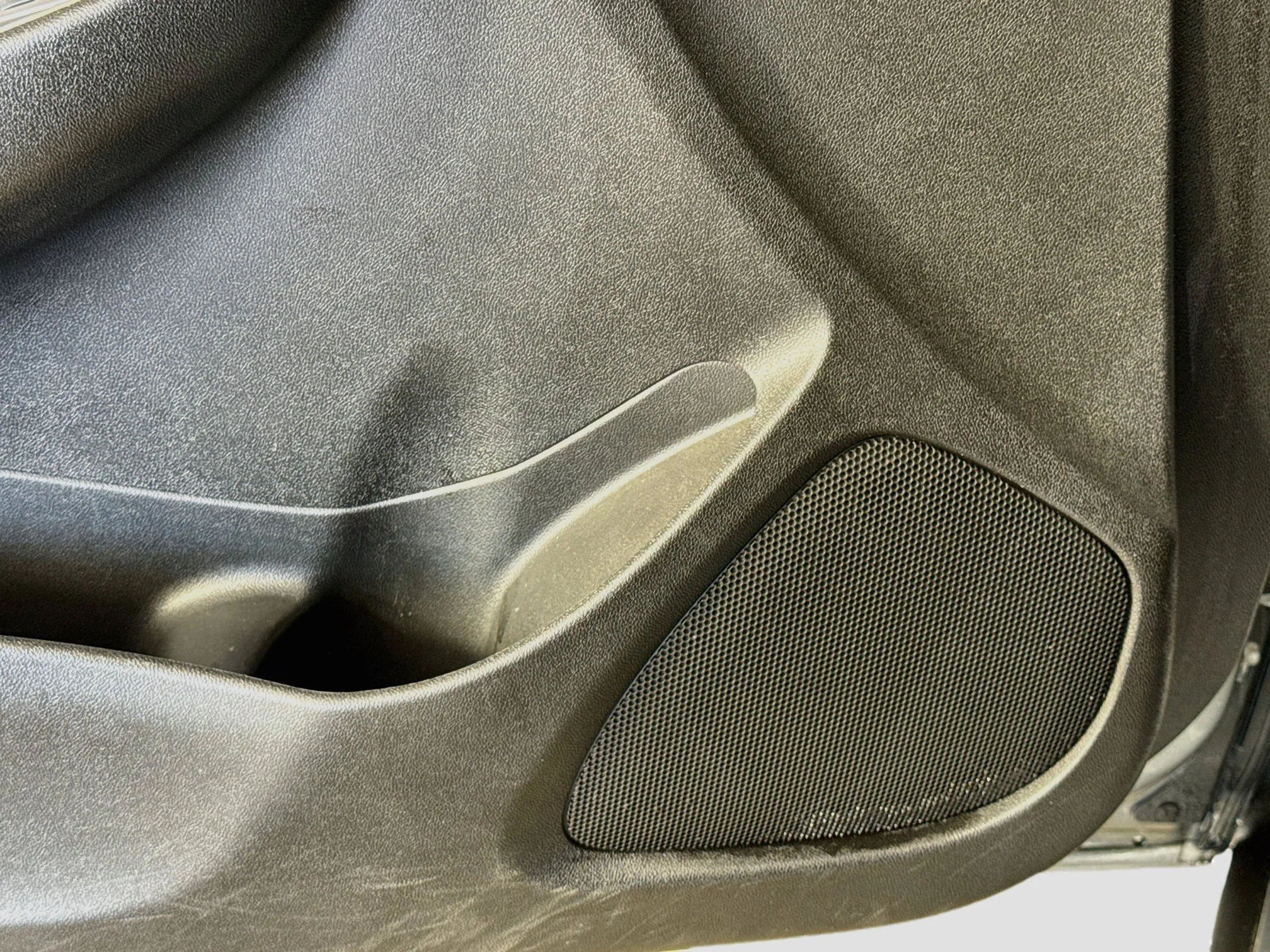 Used 2025 Sterling Gray Metallic Chevrolet LS image 21