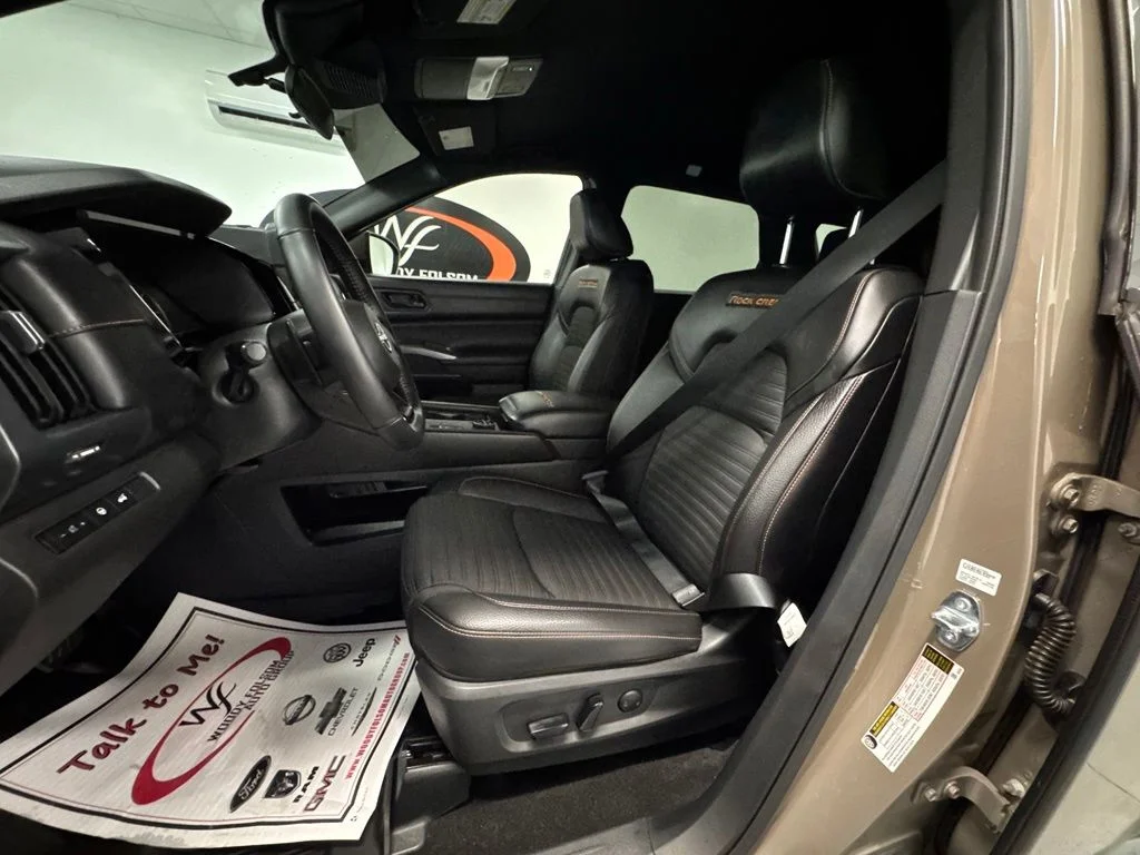 Used 2025 Brown Nissan Rock Creek image 16