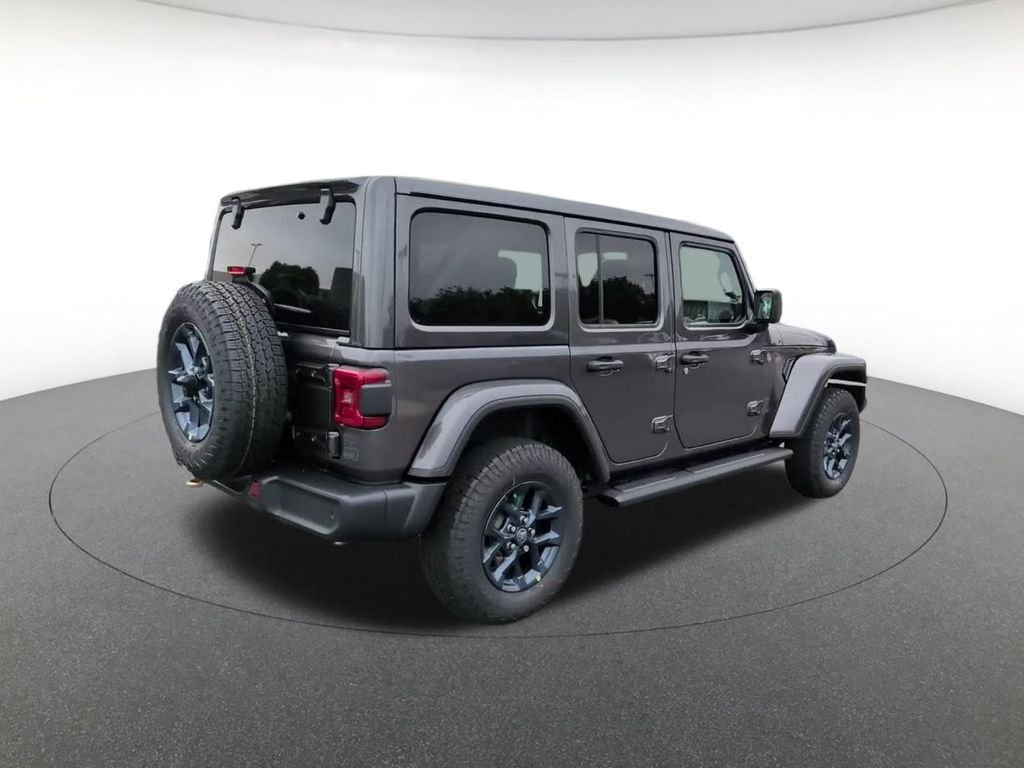 New 2026 Granite Crystal Metallic Clear-Coat Exterior Paint Jeep 85th Anniversary Edition image 5