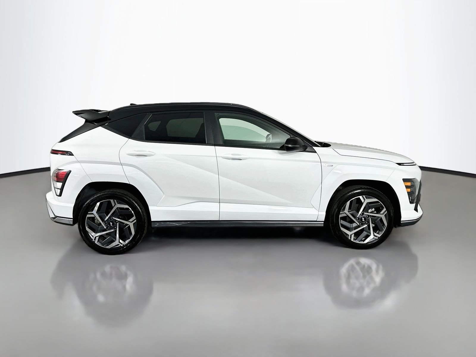 Used 2024 Atlast White w/Black Roof Hyundai N Line image 9