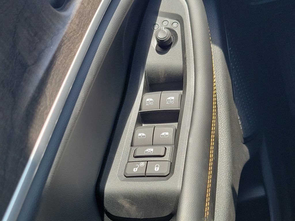New 2026 Diamond Black Crystal Pearlcoat Jeep  image 22