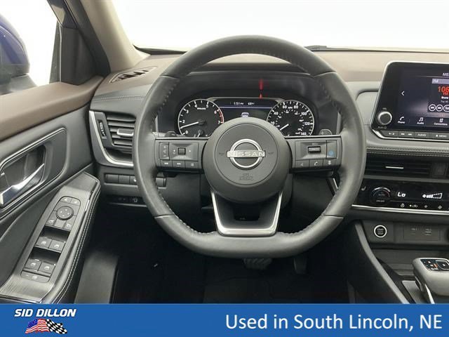 Used 2023 Caspian Blue Metallic Nissan SV image 20