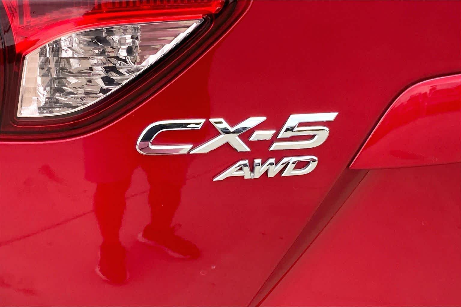 Used 2016 Soul Red Metallic Mazda Grand Touring image 31