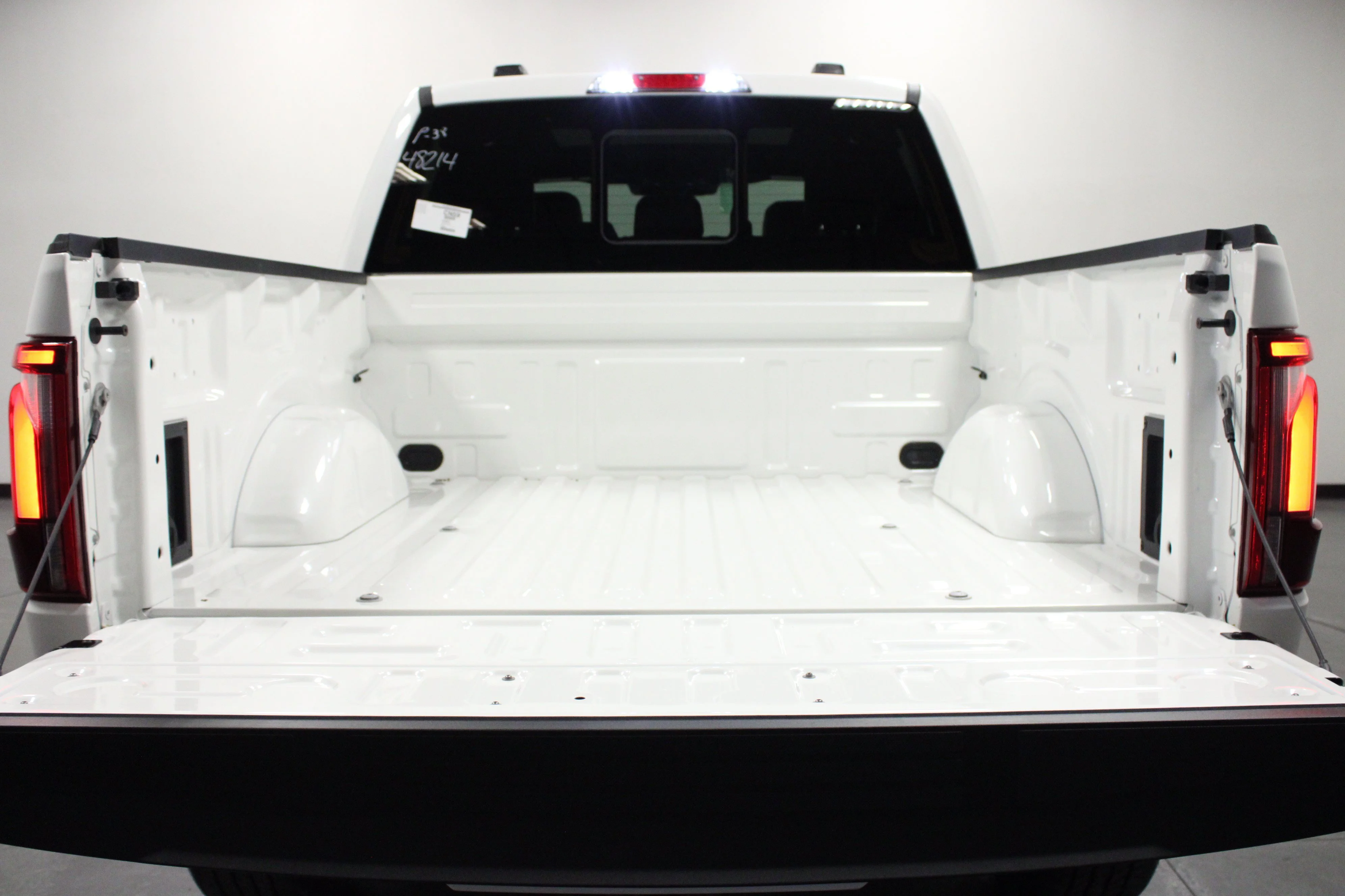 New 2026 Star White Metallic Tri-Coat Ford Lariat® image 14