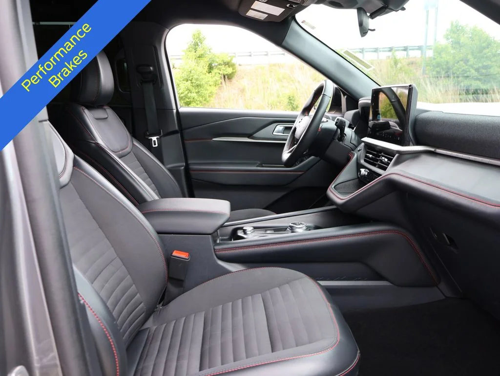 Certified Used 2025 Gray Metallic Ford ST-Line image 10
