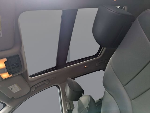 Used 2023 Gray Nissan SV image 22