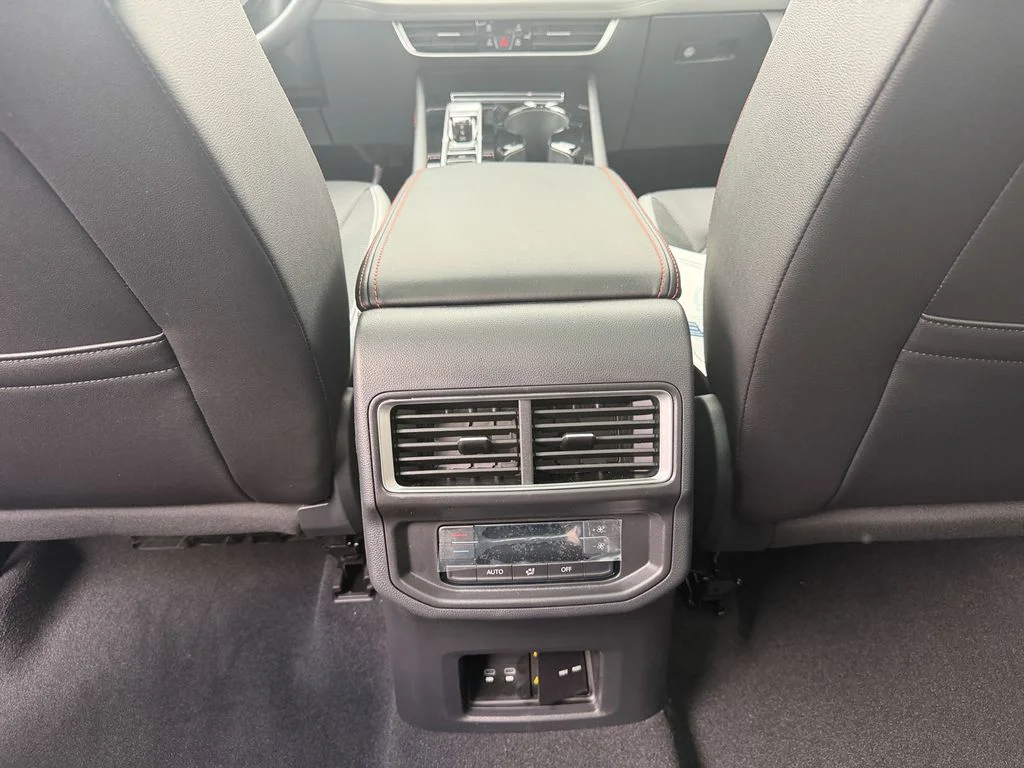New 2026 Pure Gray Volkswagen 2.0T Peak Edition image 27