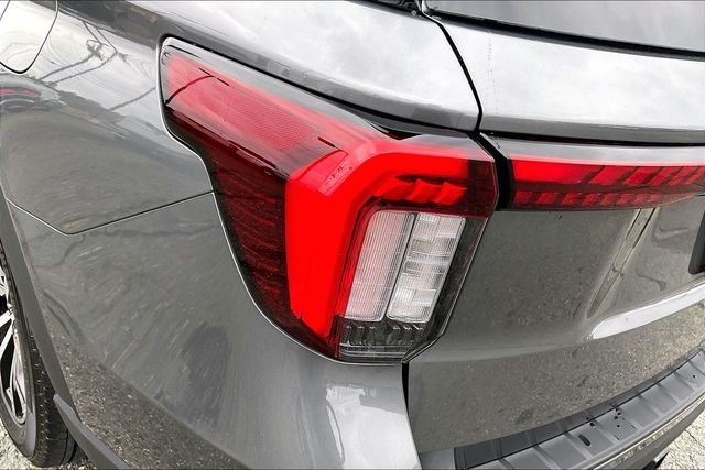 2026 Ford Explorer ST-Line - Photo 29