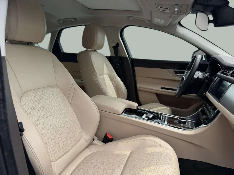 2018 Jaguar XF Prestige - Photo 30
