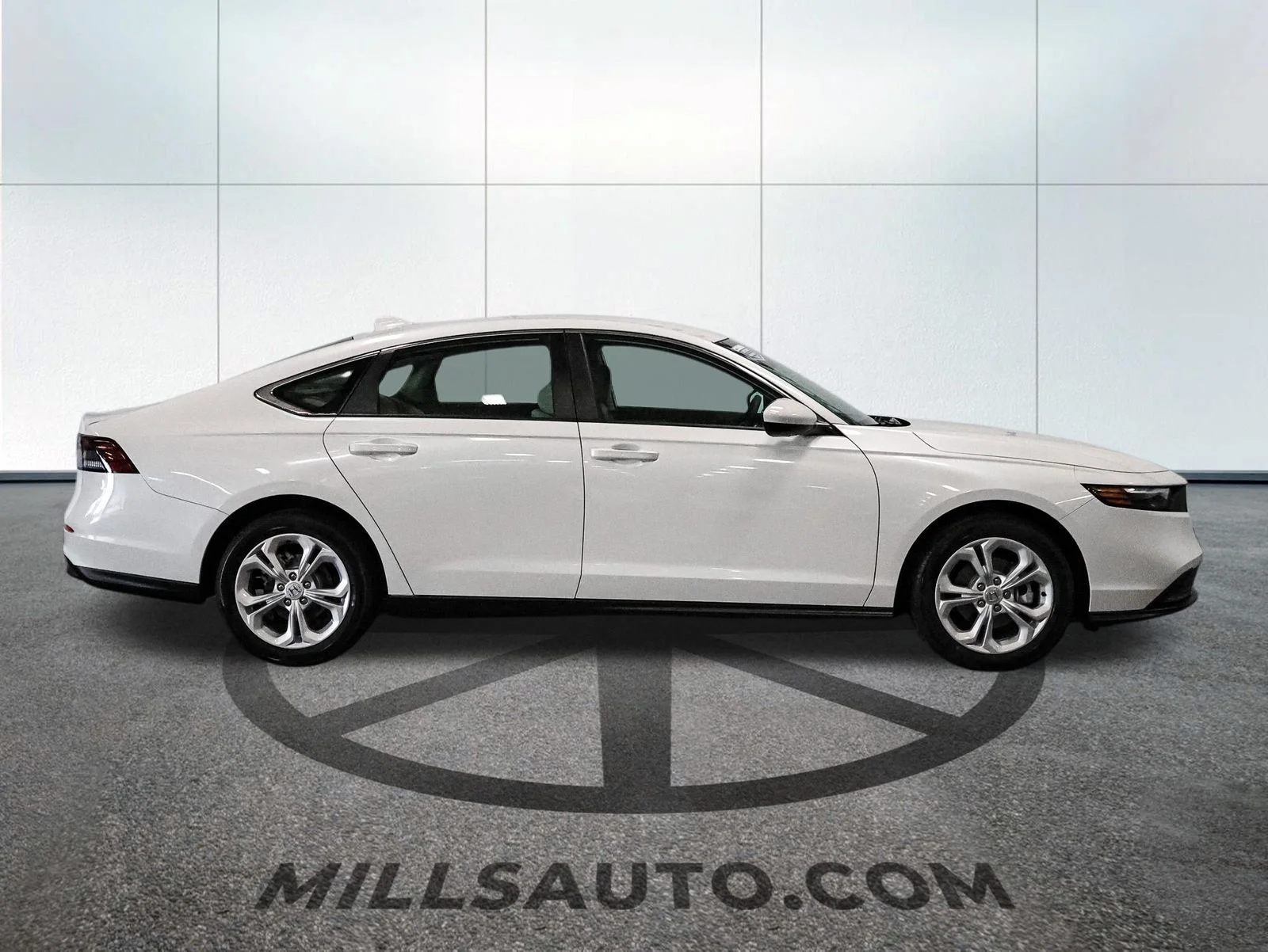 New 2026 Platinum White Pearl Honda LX image 9
