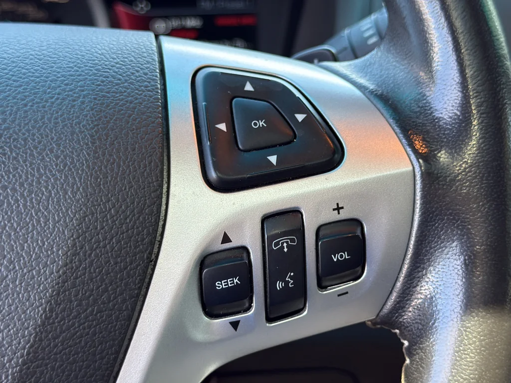Used 2014 Silver Ford Sport image 19