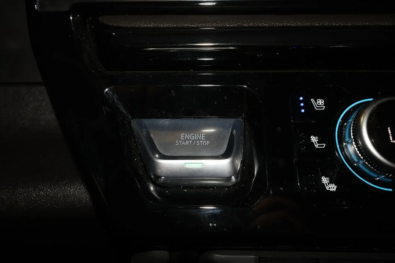 2025 GMC Sierra 2500HD AT4 - Photo 17