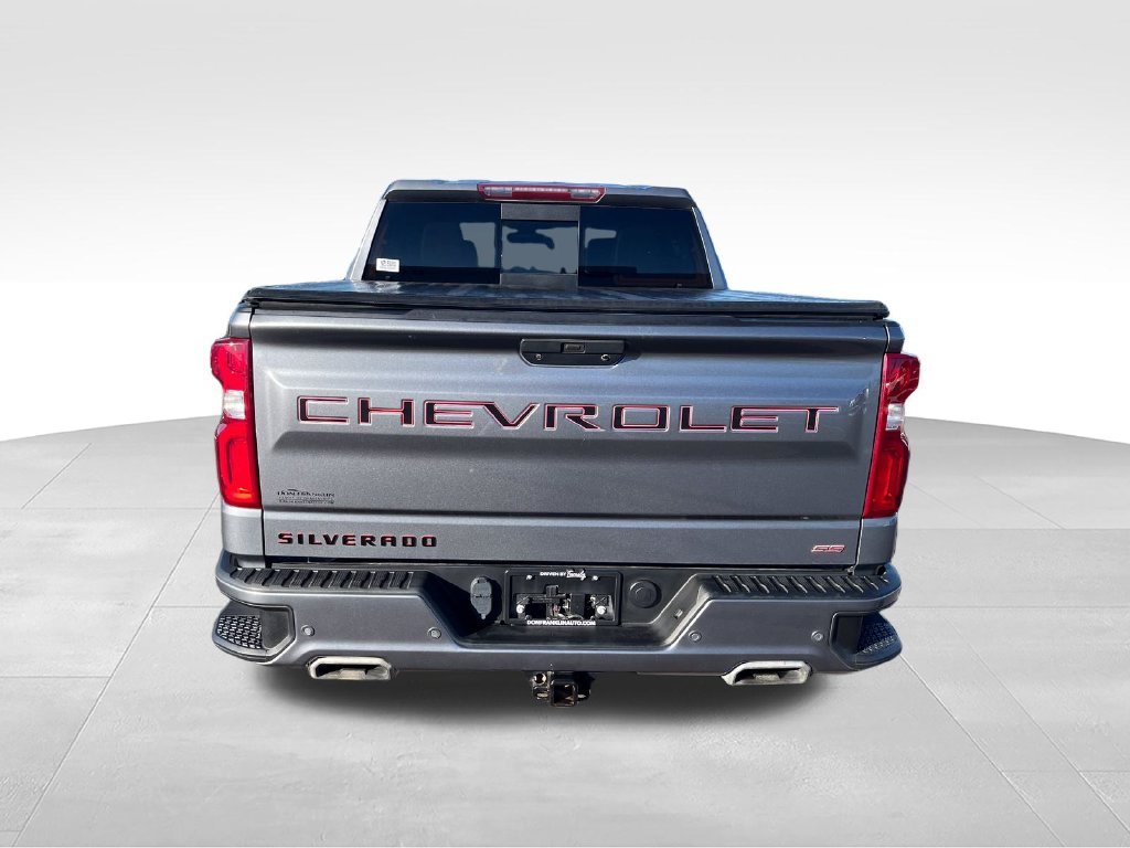 Used 2022 Gray Chevrolet High Country image 4
