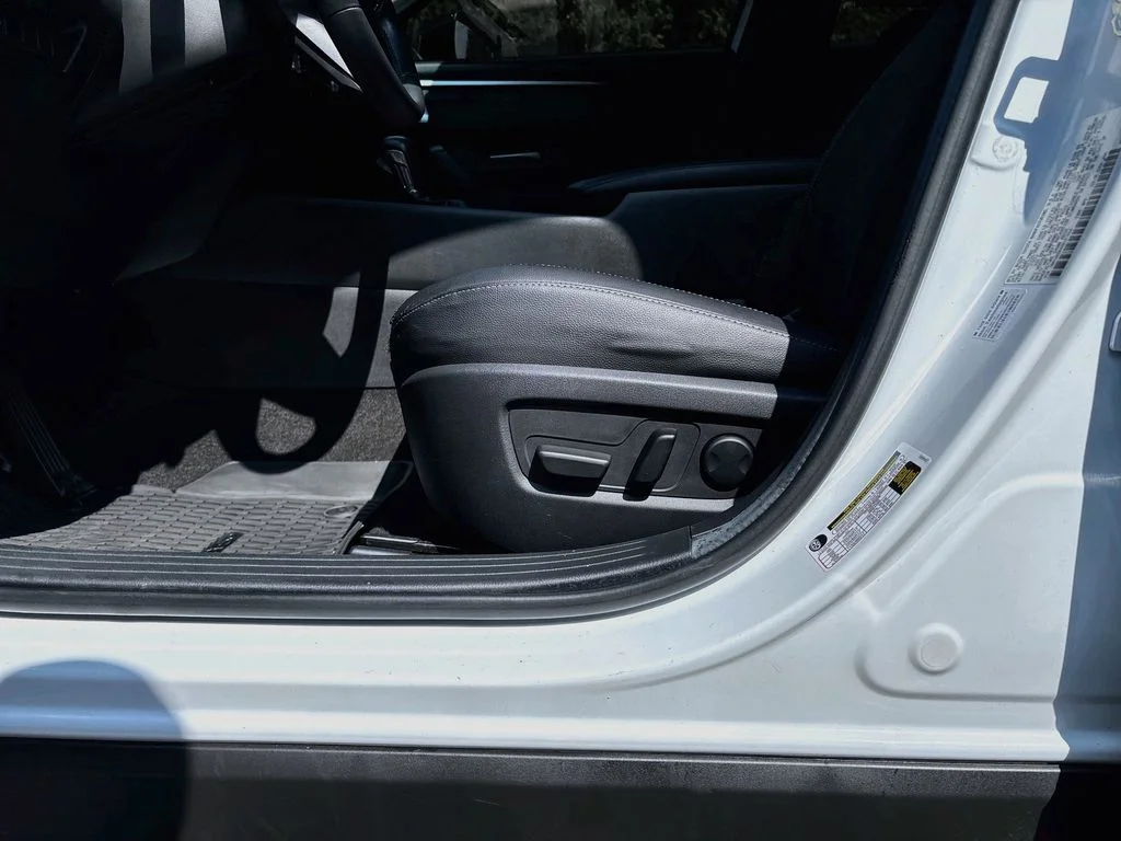 Certified Used 2024 Pearl Mazda 2.5 S Preferred Package image 19