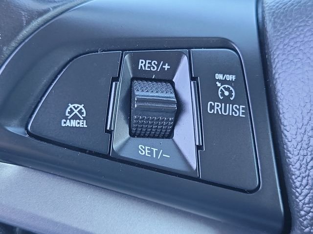 Used 2022 Red Chevrolet LT image 8