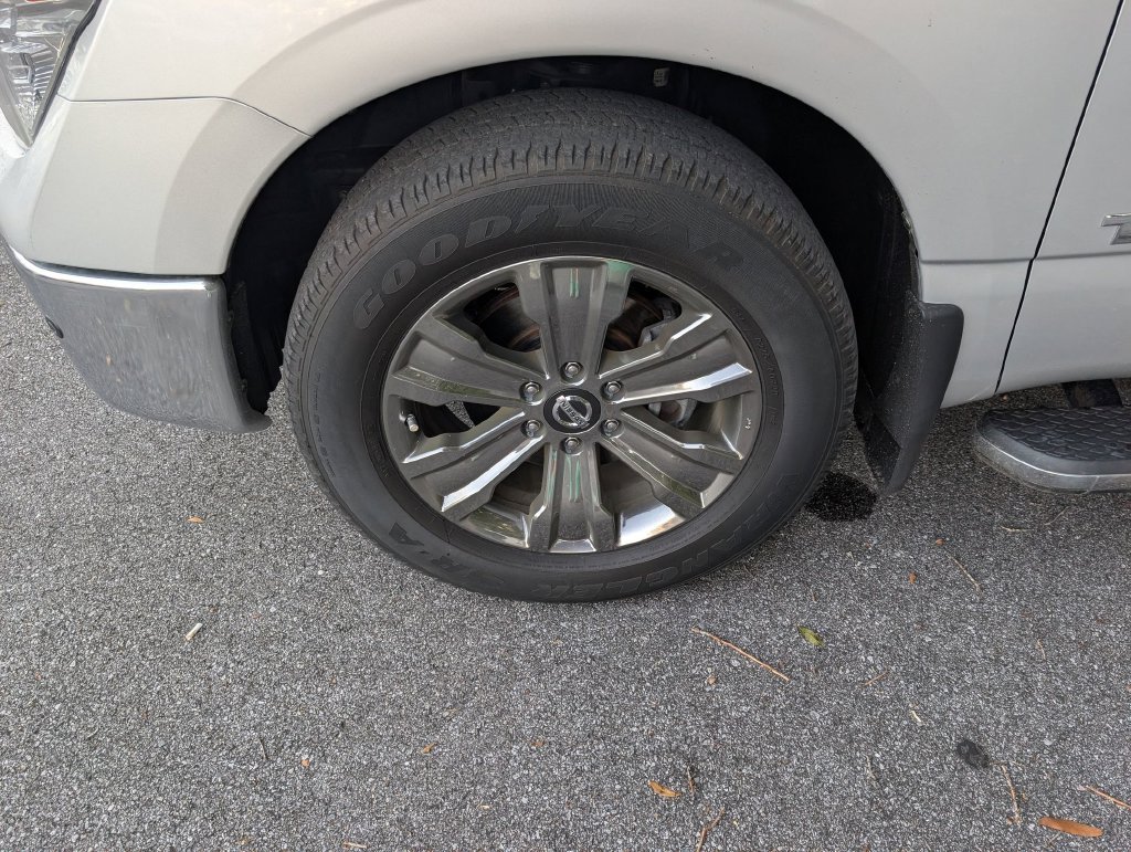 Used 2019 Silver Nissan SV image 6