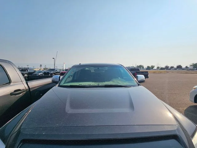 Used 2015 Magnetic Gray Metallic Toyota Platinum image 4