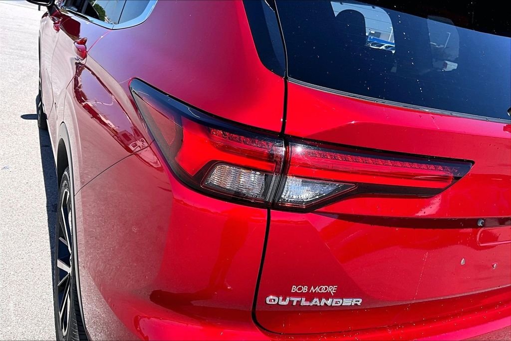 Used 2024 Red Mitsubishi SEL image 29