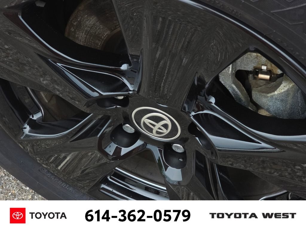 Used 2025 White Toyota LE image 12