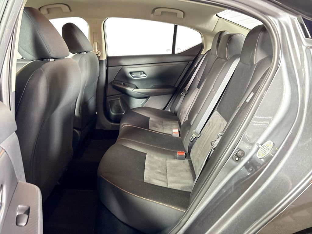 Used 2022 Gray Nissan SR image 18