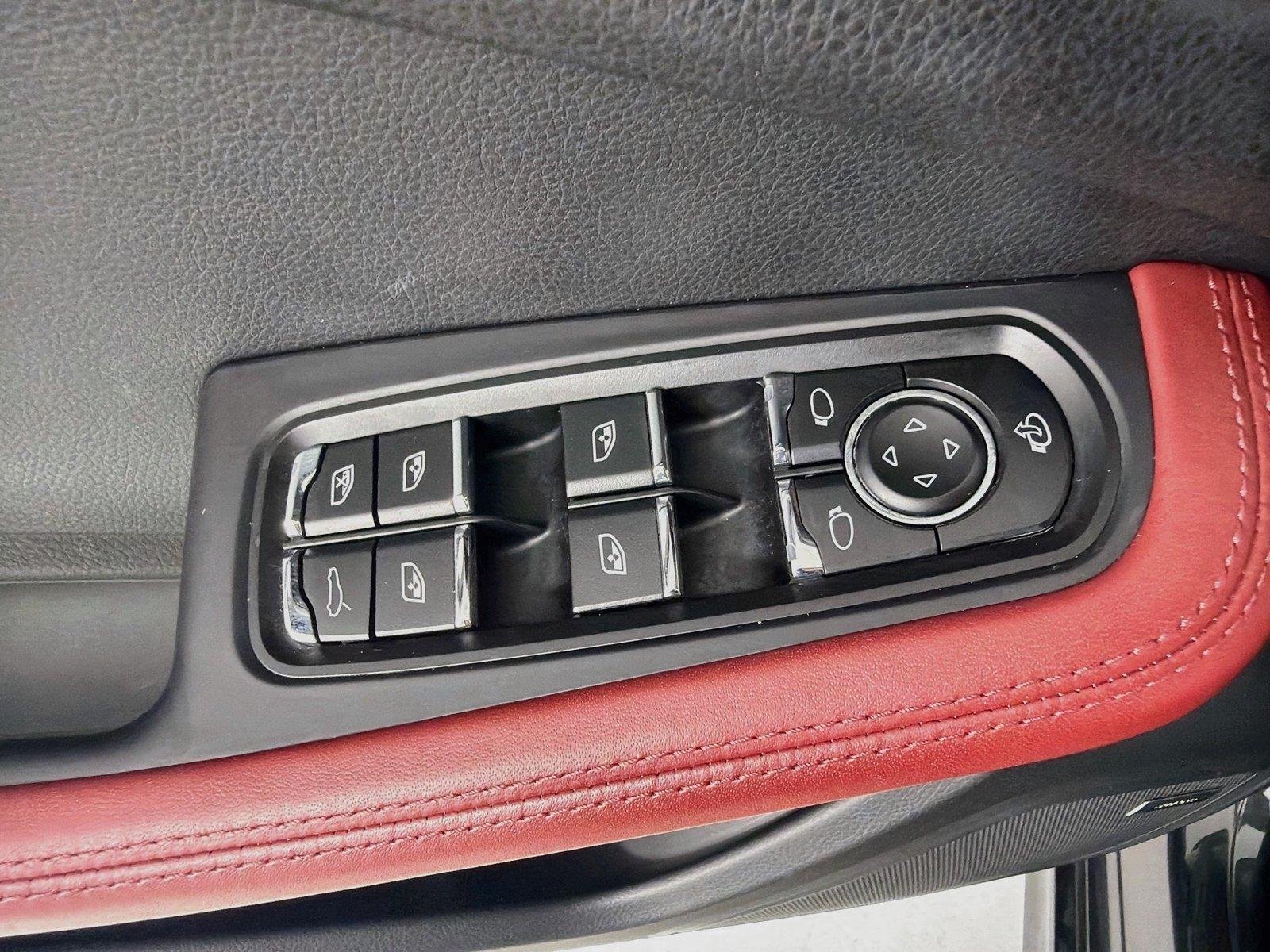 Used 2024 Volcano Grey Metallic Porsche  image 9