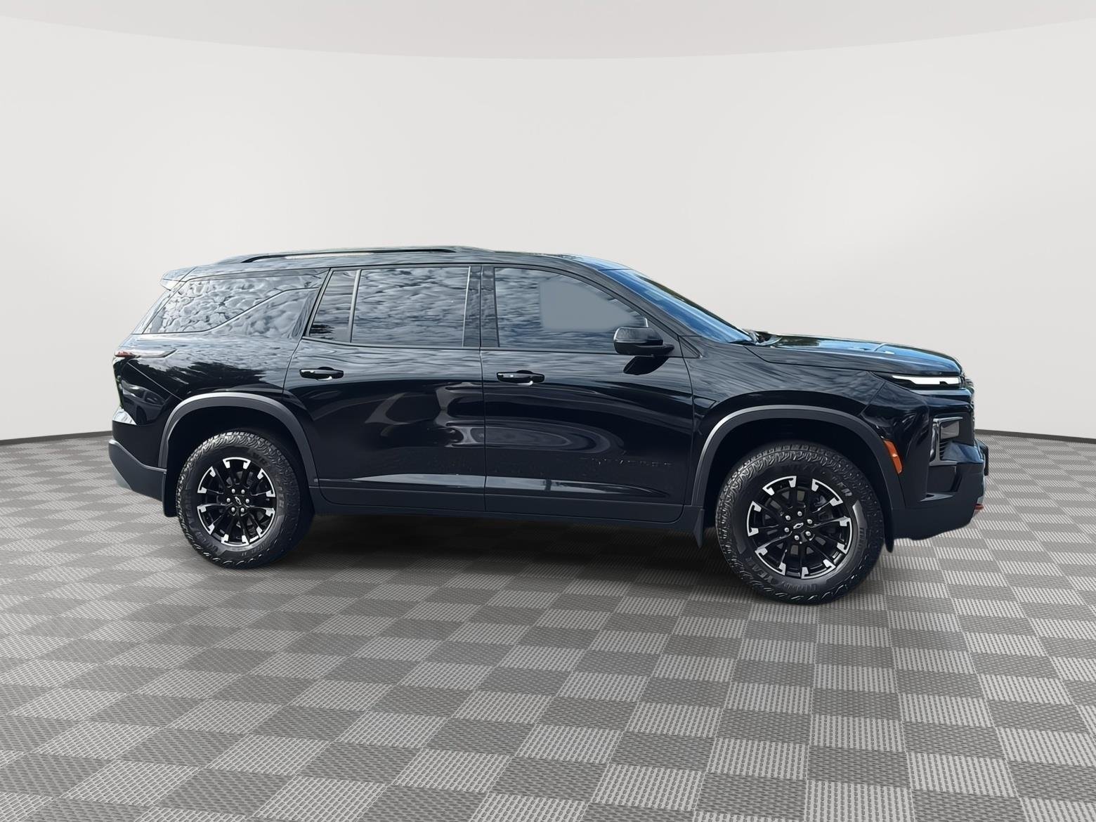 Used 2024 Mosaic Black Metallic Chevrolet AWD Z71 image 5
