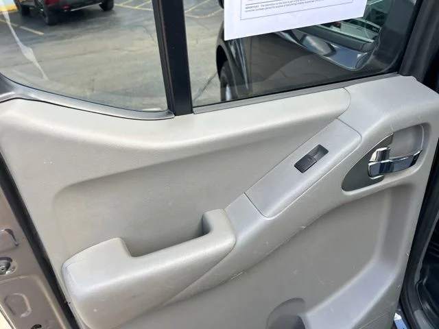 2015 Nissan Frontier SV - Photo 19