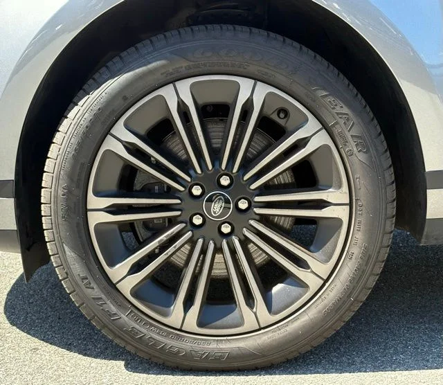 Certified Used 2026 Gray Land Rover S image 4