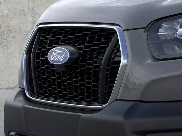 New 2026 Carbonized Gray Metallic Ford Cutaway image 17