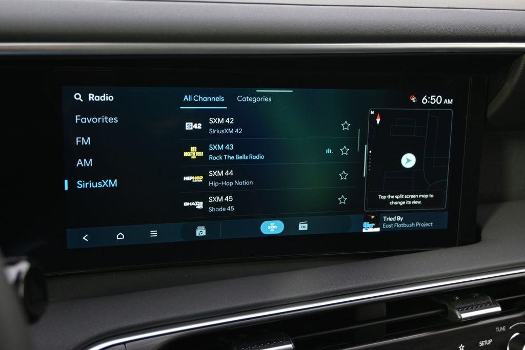 New 2026 Titainium Hyundai SEL AWD image 28