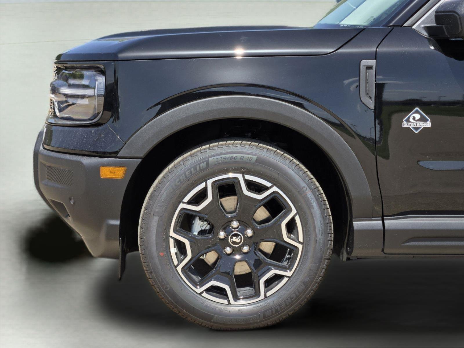 New 2026 Shadow Black Ford Outer Banks® image 6
