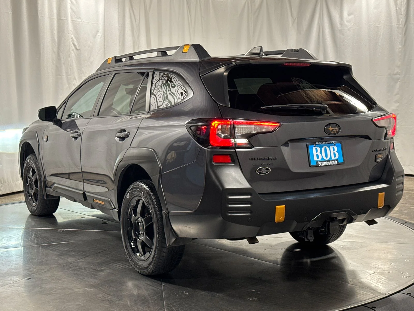 Used 2022 Magnetite Gray Metallic Subaru Wilderness image 9