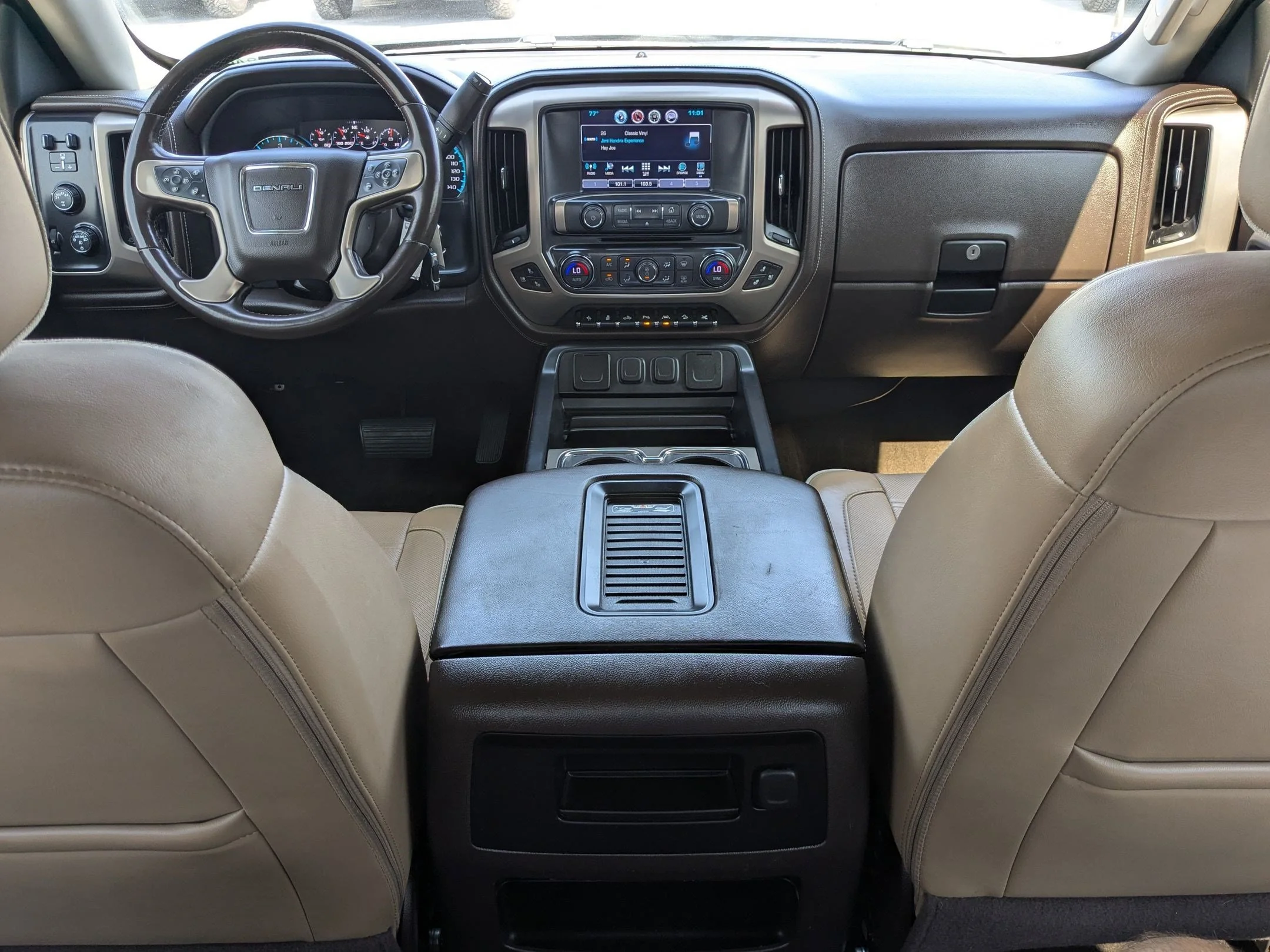 Used 2017 Onyx Black GMC Denali image 27