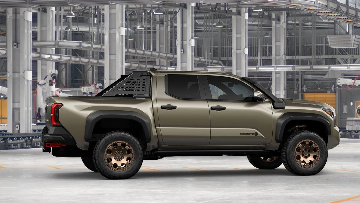 New 2026 Bronze Oxide Toyota Trailhunter image 12