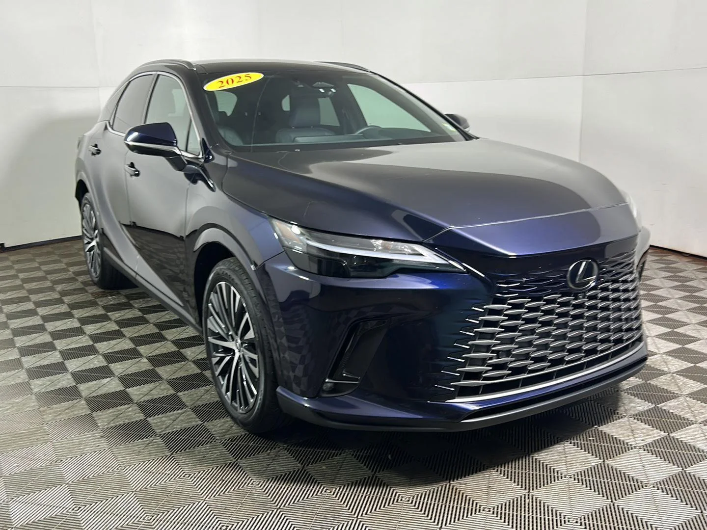 Used 2025 Nightfall Mica Lexus RX 350h Premium Plus image 5