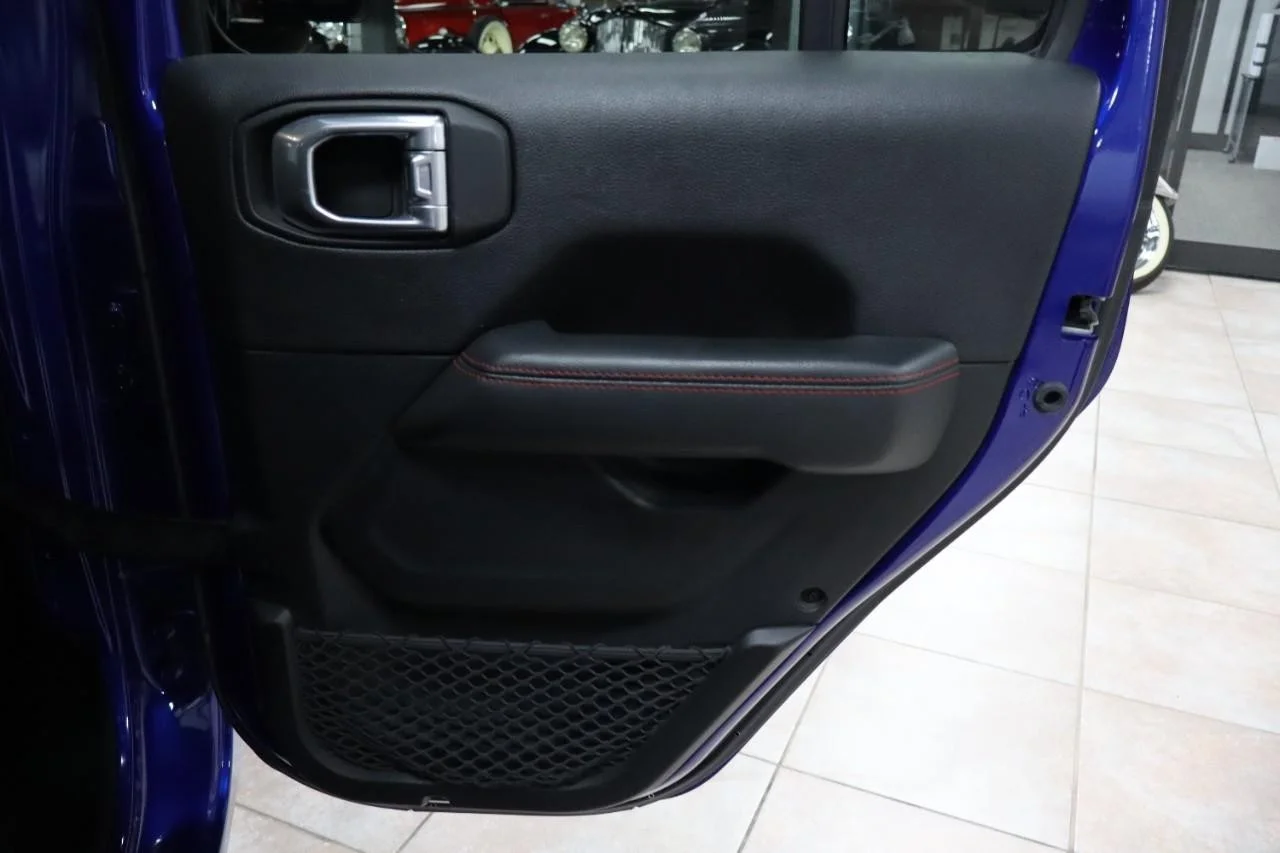 Used 2020 Ocean Blue Metallic Clear Coat Jeep Rubicon image 34