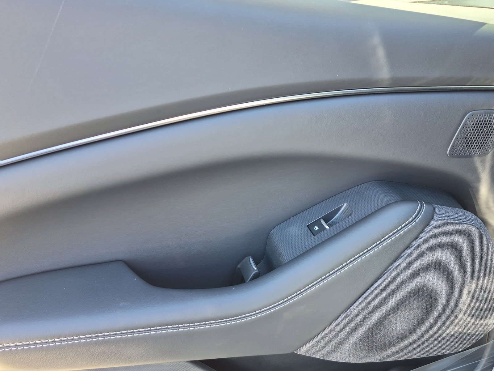 New 2026 Glacier Gray Metallic Tri-coat Ford Premium image 21