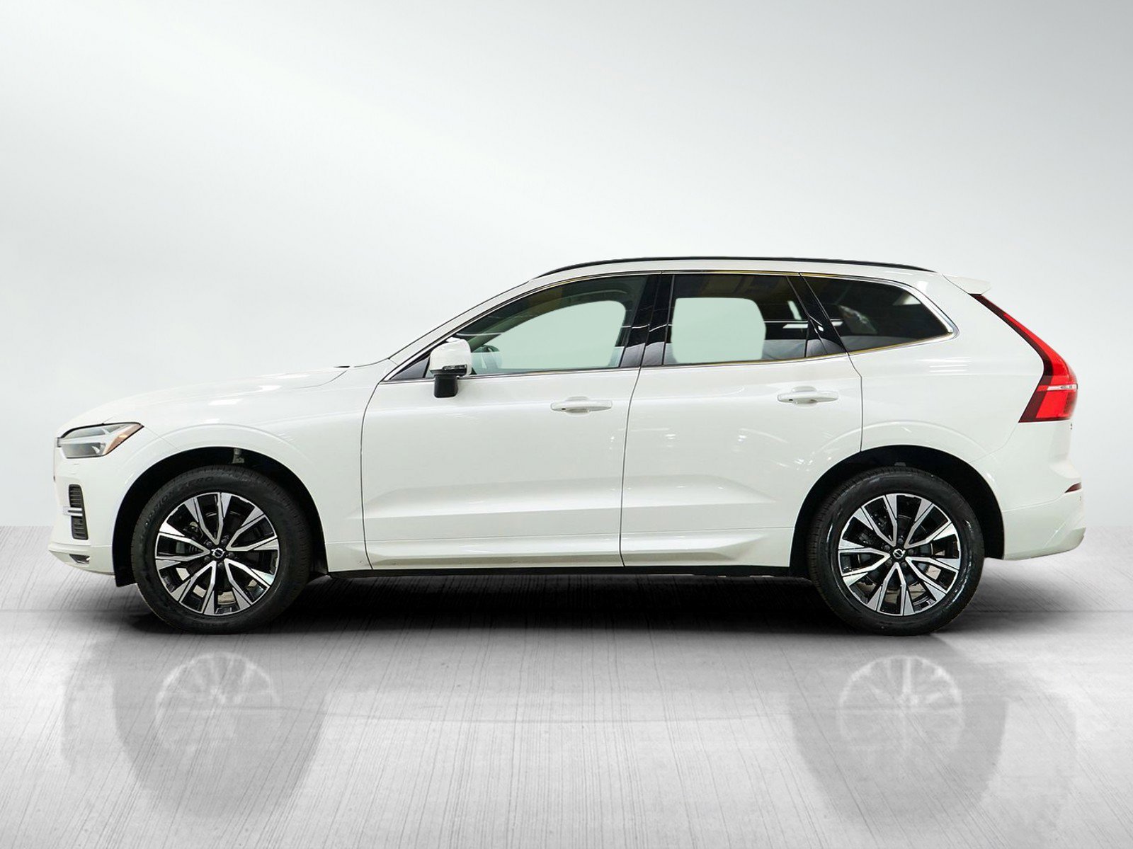 Used 2023 Volvo XC60 Core with VIN YV4L12RV8P1206558 for sale in South Saint Paul, Minnesota
