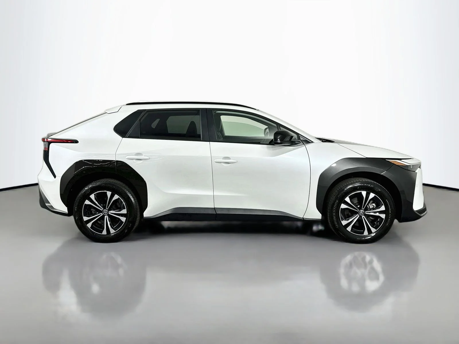 Certified Used 2023 Beige Toyota XLE image 8