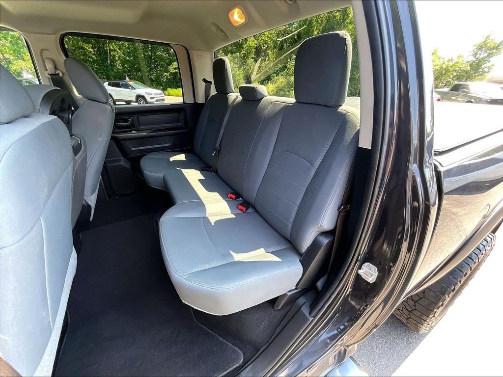 Used 2018 Gray Ram Sport image 25