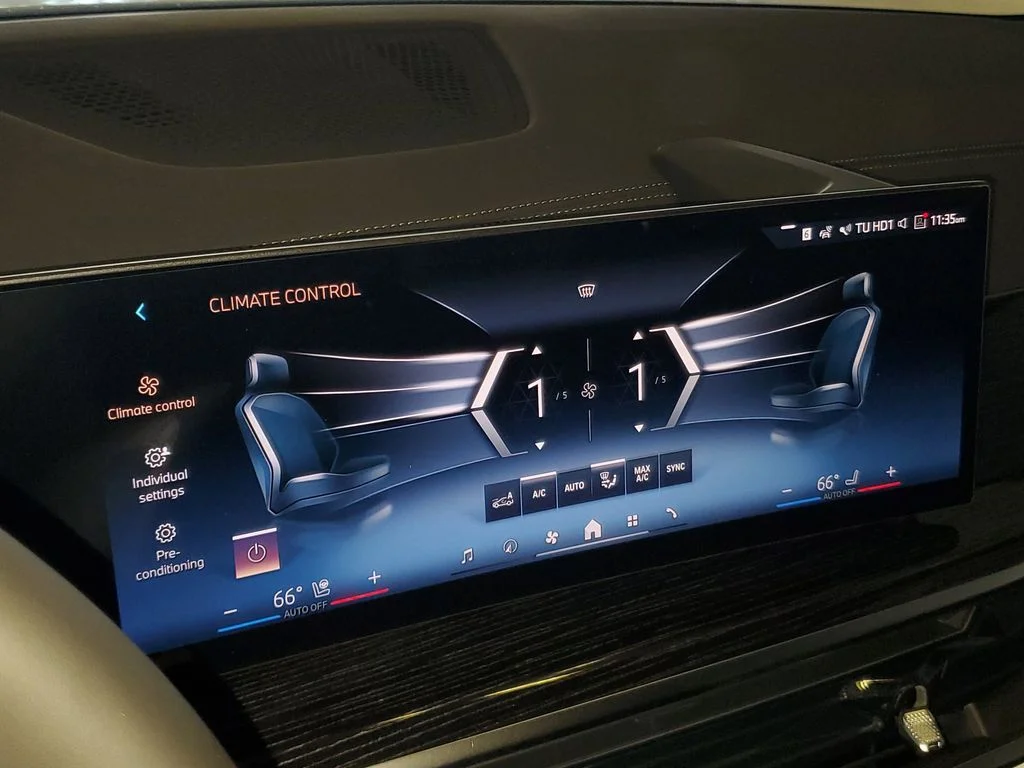 New 2027 White BMW xDrive40i image 22