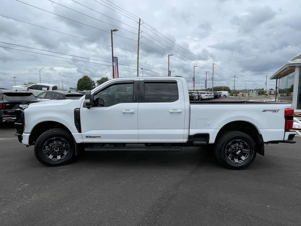 Used 2024 White Ford Lariat image 6