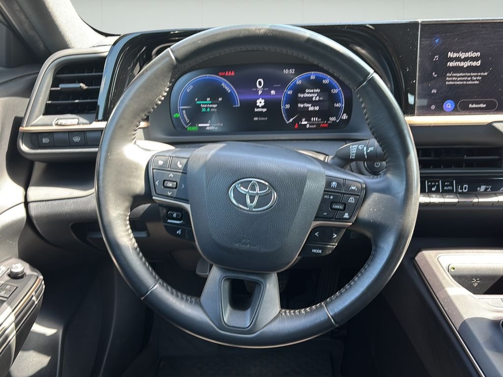 2023 Toyota Crown XLE - Photo 25