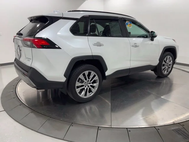 Certified Used 2024 Pearl Toyota Limited image 5
