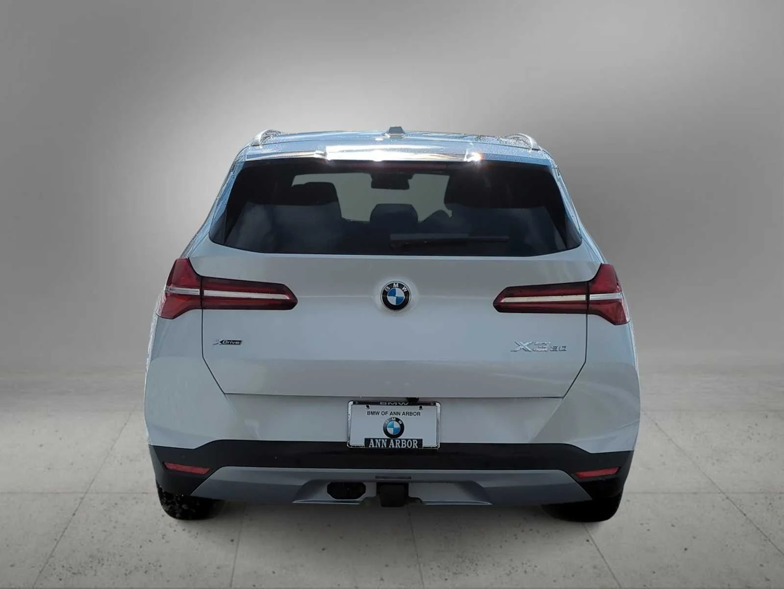 Used 2026 Mineral White Metallic BMW 30 xDrive image 7