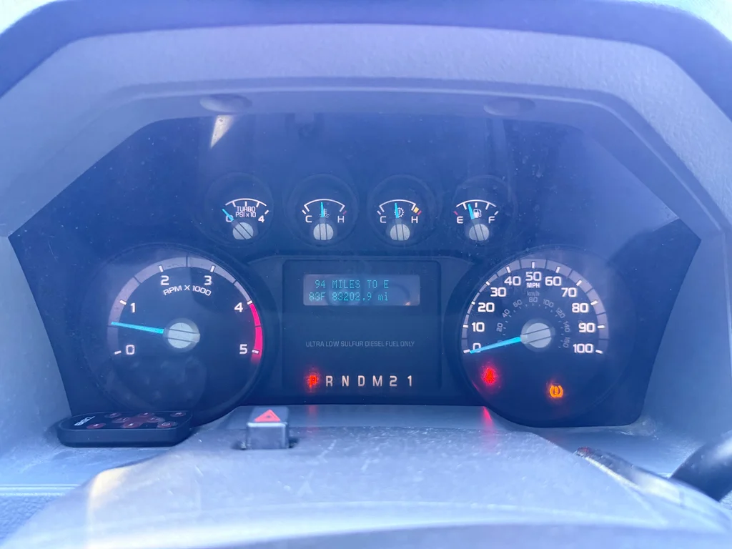Used 2015 Oxford White Ford XL image 26