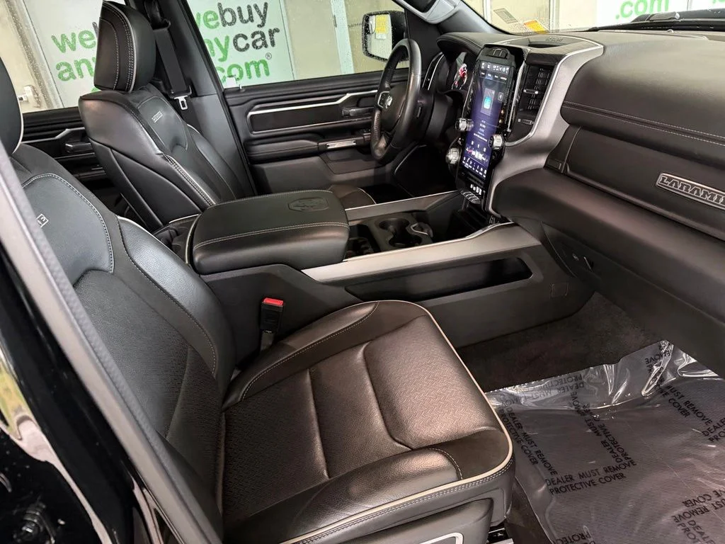 Used 2023 Black RAM Laramie image 29