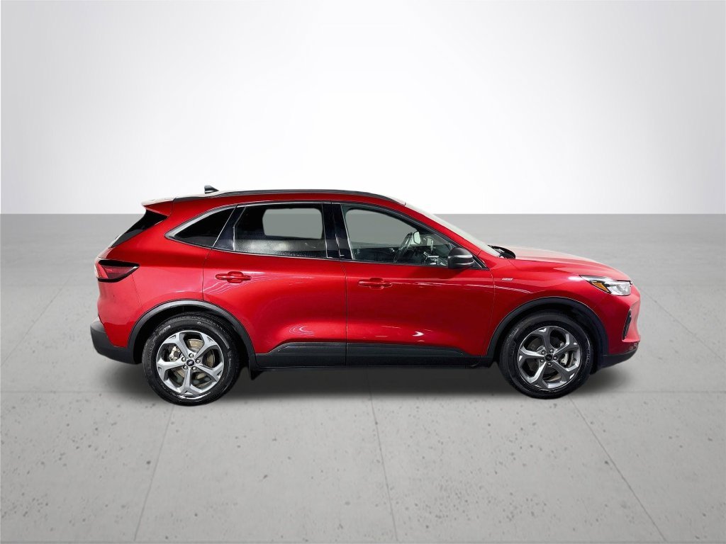 Used 2025 Red Metallic Ford ST-Line image 5