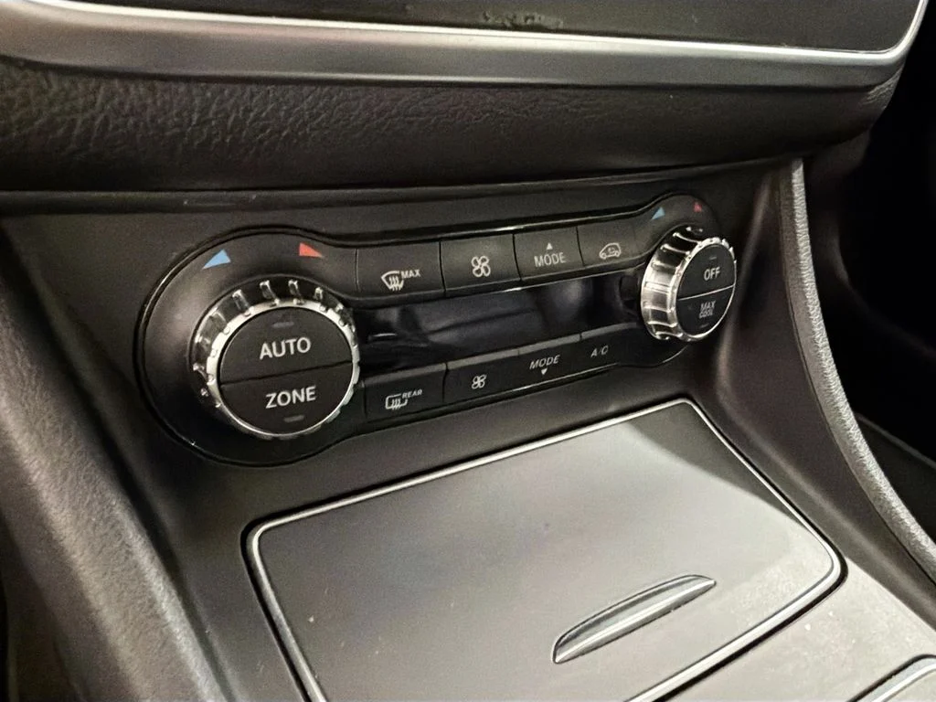 Certified Used 2020 Polar White Mercedes-Benz GLA 250 image 16